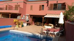 Charles and Wendy Vane Percy