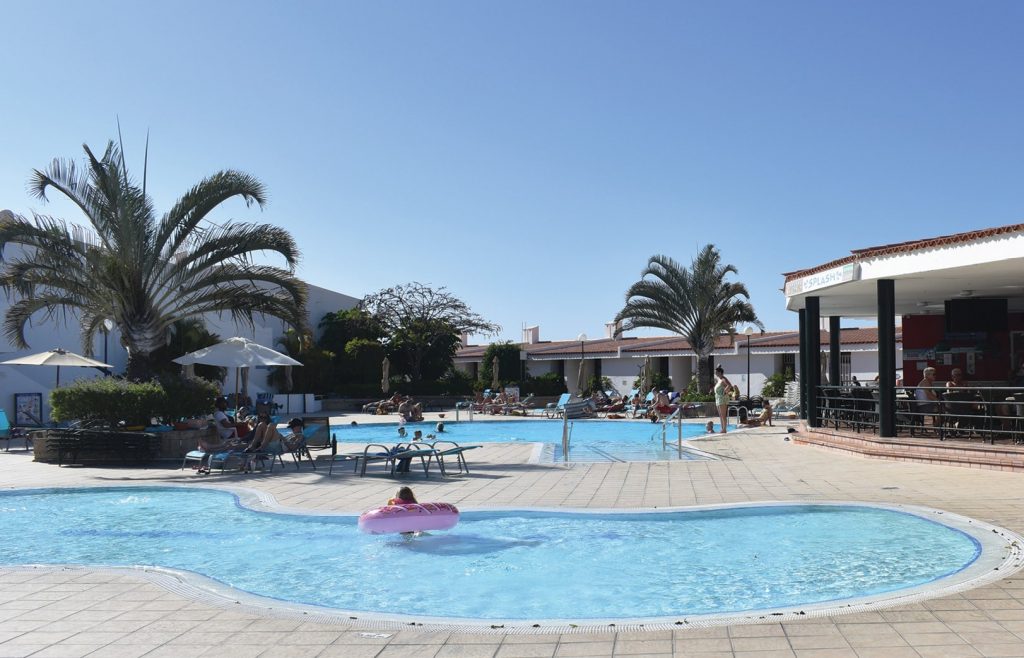 VakantiecomplexPOOL